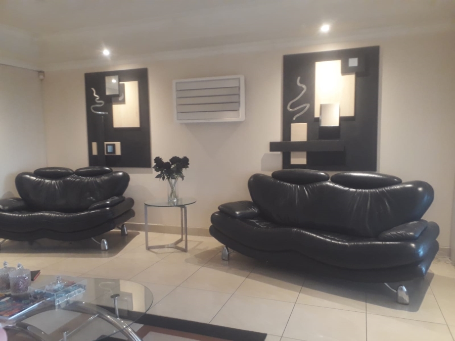 4 Bedroom Property for Sale in Zinniaville North West